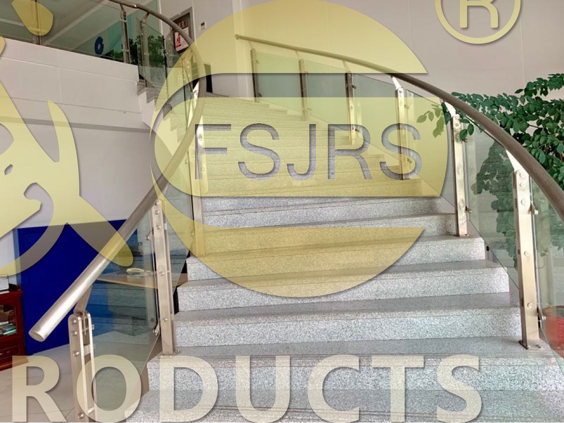 楼梯不锈钢护栏怎么选？看完这篇少走弯路